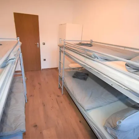 Geraumige 3-zimmer-wohnung Διαμέρισμα